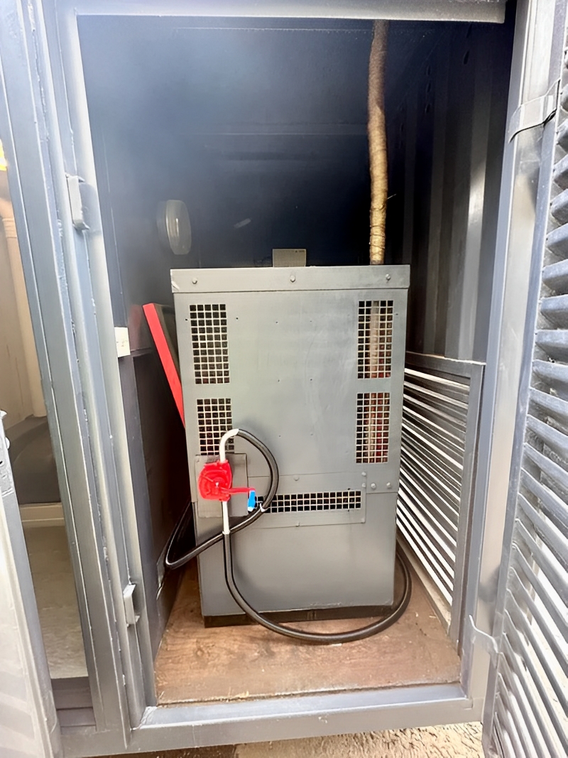 Static Welfare 24Ft x 9Ft Anti Vandal Cabin | Office, Canteen, Toilet | 10KVA Generator - Image 7